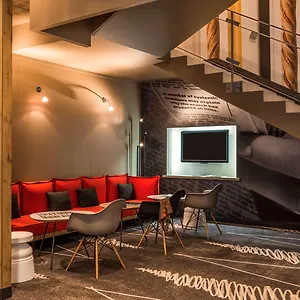 Ibis Montmartre 18ème 3* Parigi